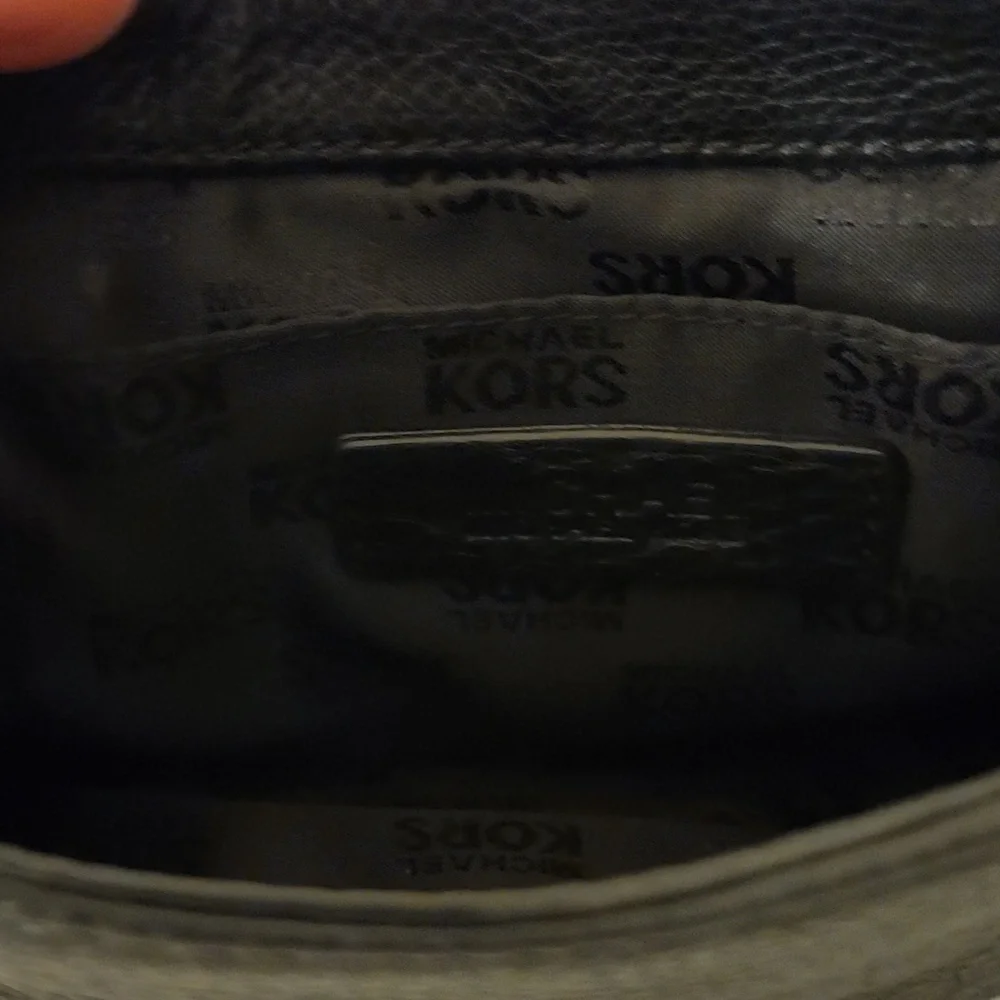 Michael Kors Leather Crossbody w/Free Fossil Cardholder